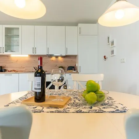 아파트 Haus-seeblick-in-bosau-wohnung-3 보사우