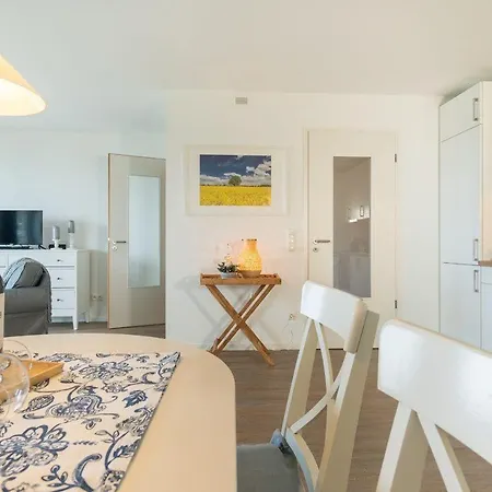 Haus-seeblick-in-bosau-wohnung-3 *